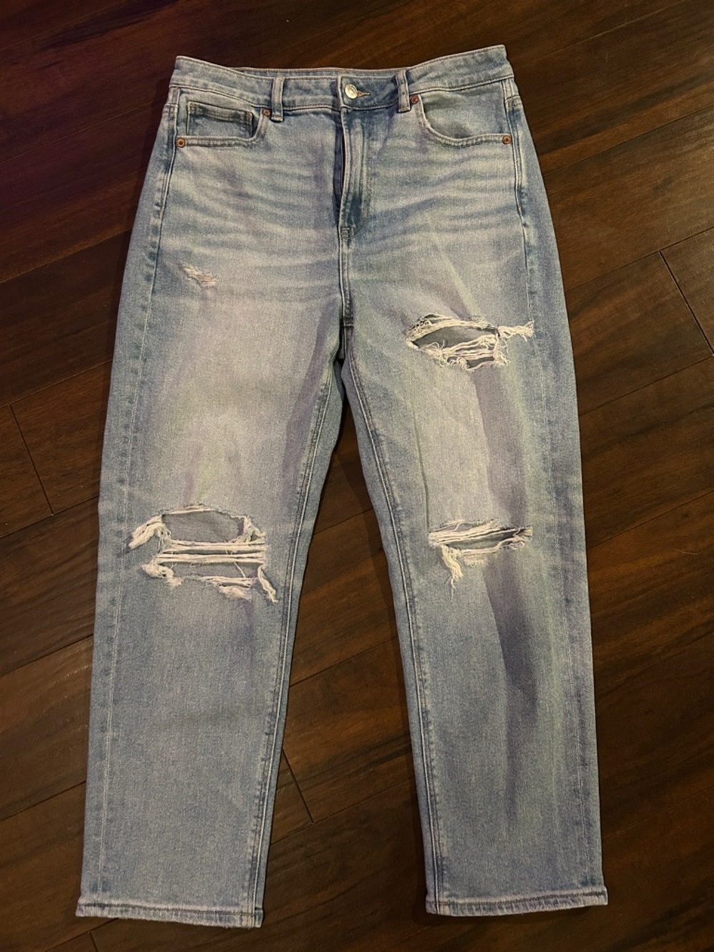 American Eagle Outfitters Light Wash Distressed Straight Leg Jeans